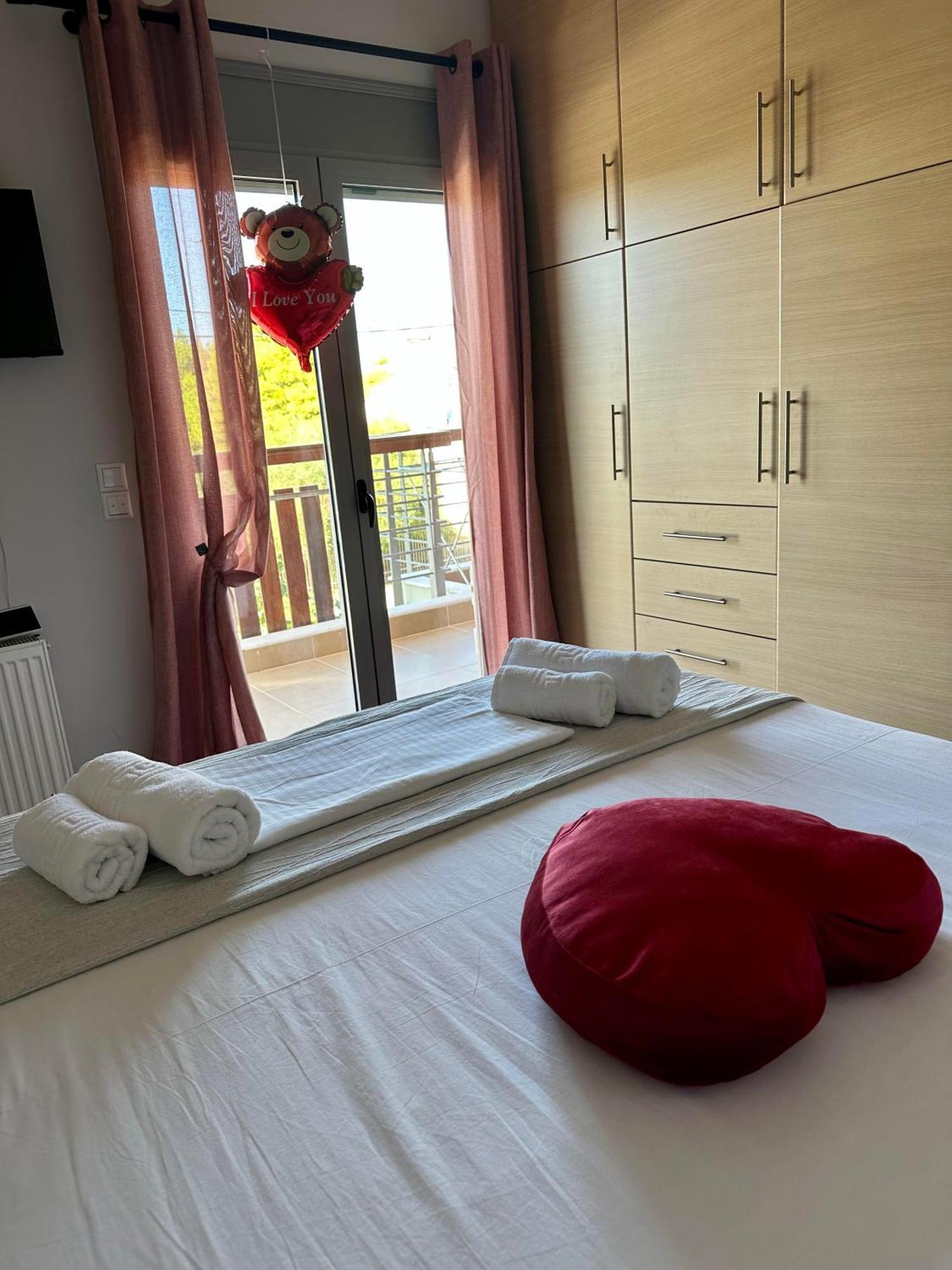 Eva'S Luxury Apartments No 2 Agios Spyridon (Spata-Artemida) Exterior foto